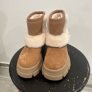 UGG Tan Shearling Lined Chunky Sole Boots